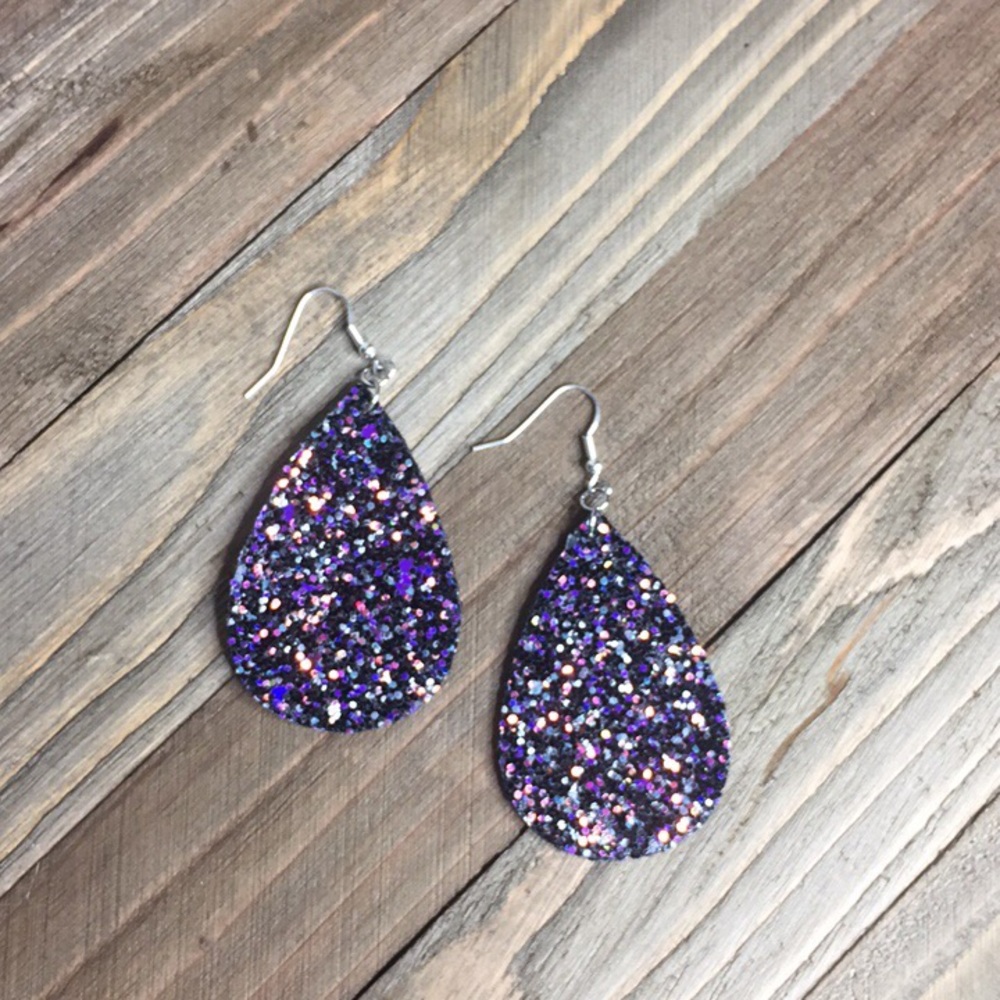 NEW Teardrop Glitter leather earrings